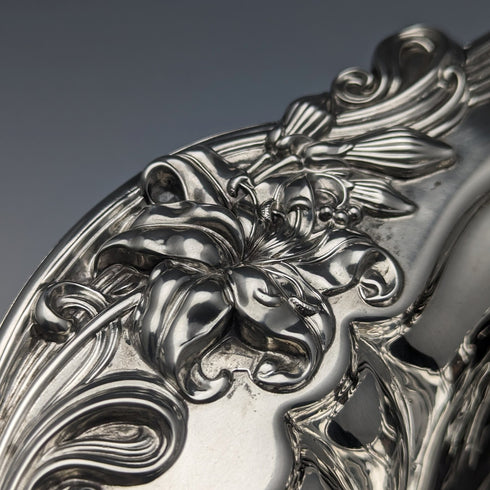Around 1898 American Antique Sterling Silver Bowl Diameter 30cm 517g Meriden Britannia